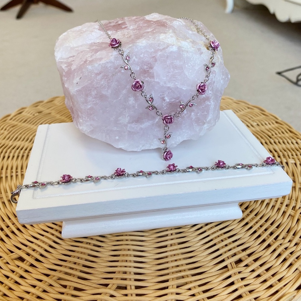 Rose Necklace & Bracelet Set